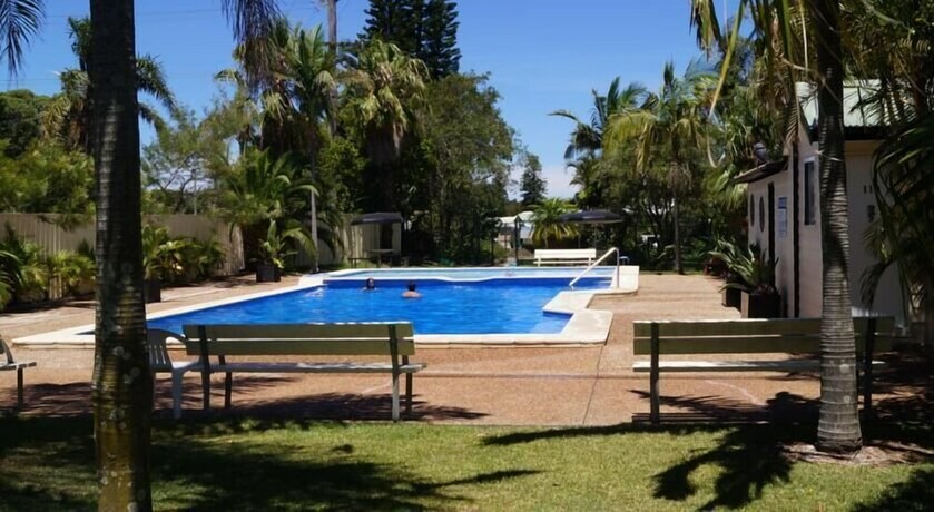 Imagen de la piscina del Hotel Lifestyle Villages Redhead. Foto 34