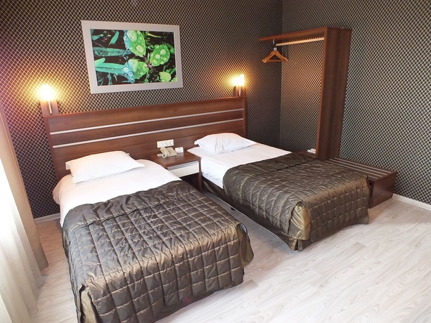 Imagen de la habitación del Hotel Lifos Otel. Foto 4