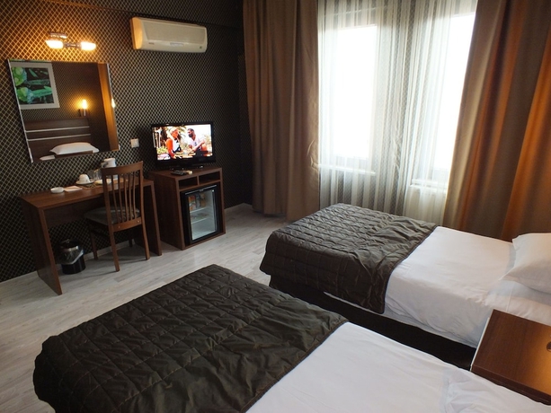 Imagen de la habitación del Hotel Lifos Otel. Foto 8