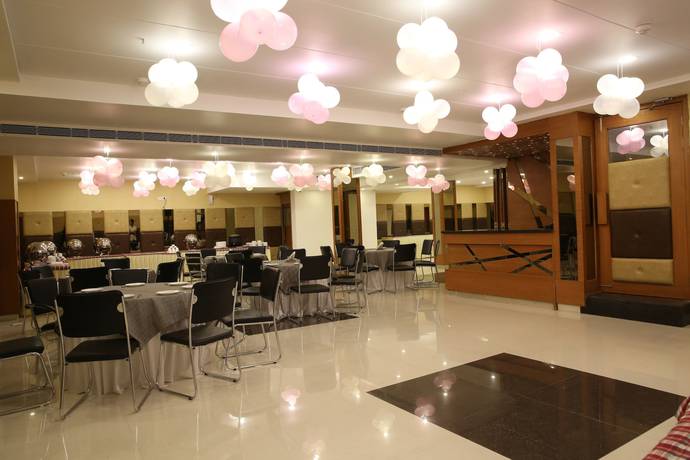 Imagen de los interiores del Hotel Light House Agra. Foto 7