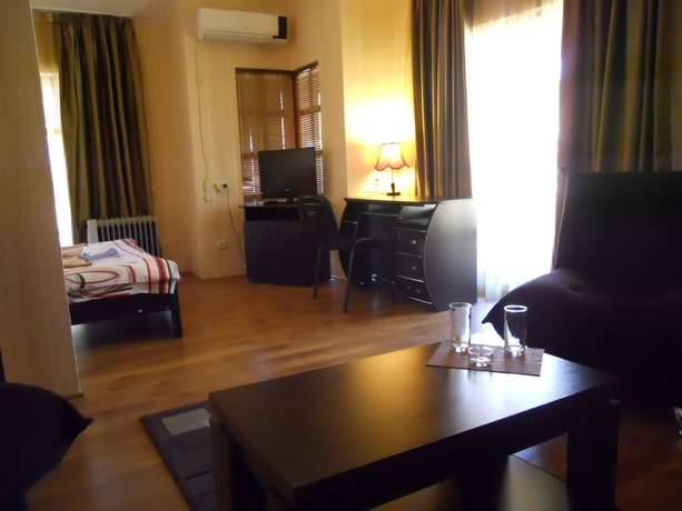 Imagen de la habitación del Hotel Light House City Center. Foto 8