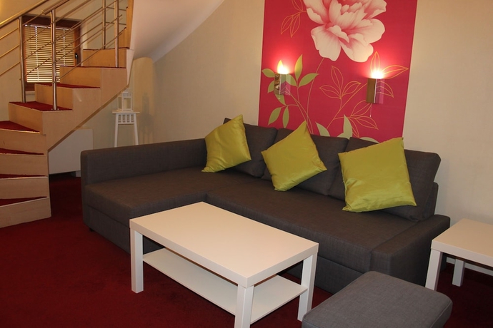 Imagen de la habitación del Hotel Light, Sofia. Foto 6