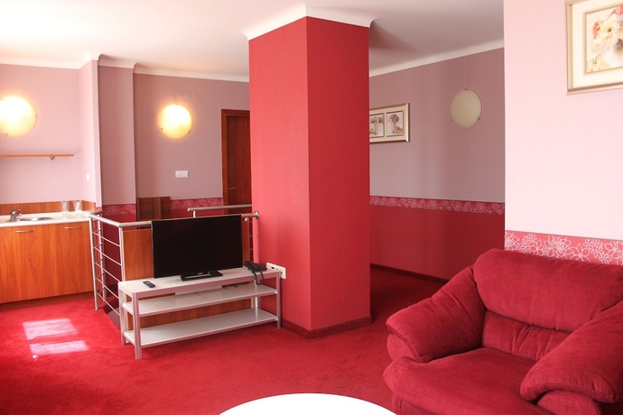 Imagen de la habitación del Hotel Light, Sofia. Foto 10