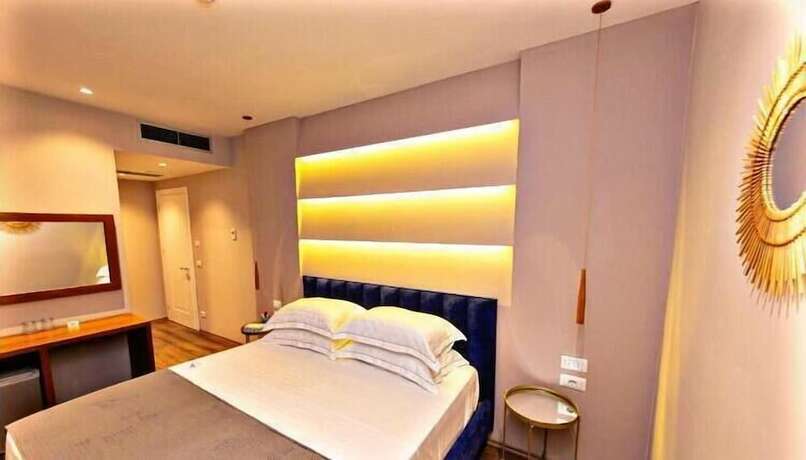 Imagen general del Hotel Light, Tirana. Foto 1