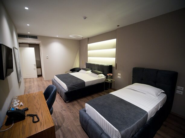 Imagen general del Hotel Light, Tirana. Foto 7