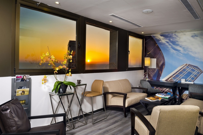 Imagen de los interiores del Hotel Lighthouse By Brown Hotels. Foto 16