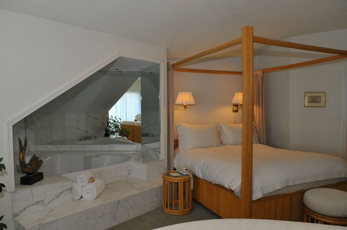 Imagen de la habitación del Hotel Lighthouse Club. Foto 10