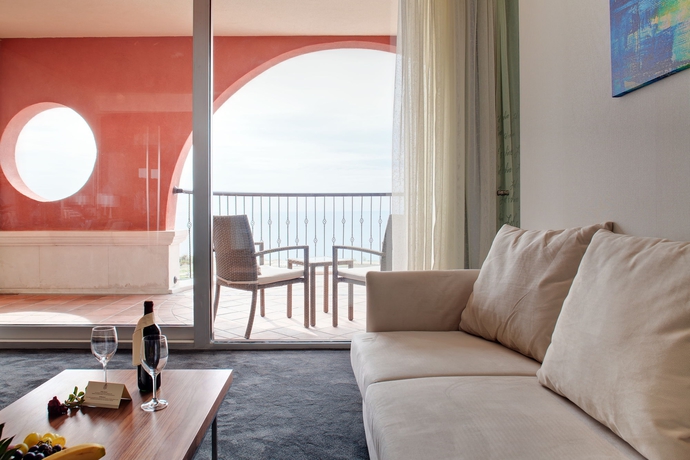 Imagen de los interiores del Hotel Lighthouse Golf and Spa. Foto 6