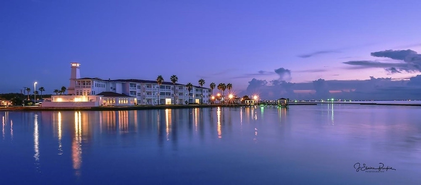 Imagen general del Hotel Lighthouse Inn At Aransas Bay. Foto 3