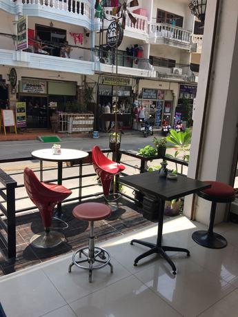 Imagen de los interiores del Hotel Lighthouse Residence. Foto 18