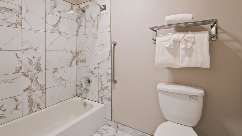 Imagen de la habitación del Hotel Lighthouse Suites Inn. Foto 7