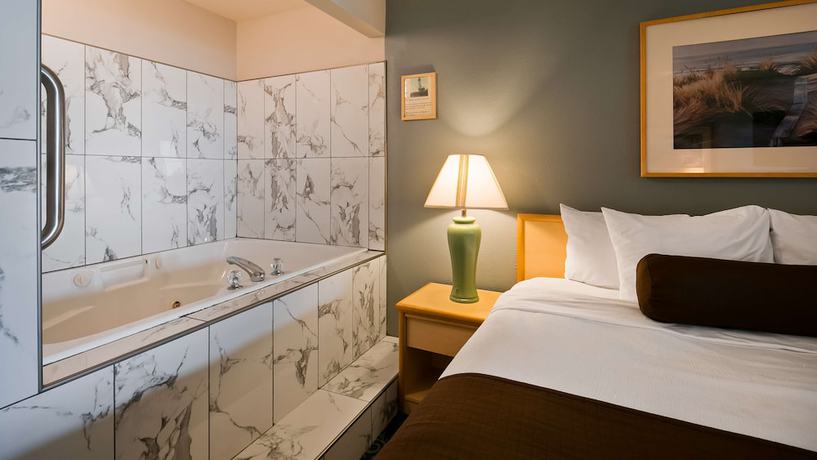 Imagen de la habitación del Hotel Lighthouse Suites Inn. Foto 15