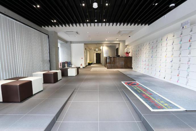 Imagen de los interiores del Hotel Lightning. Foto 7