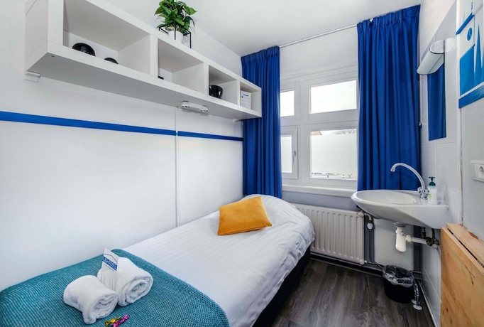 Imagen de la habitación del Hotel Lightotel Eindhoven. Foto 7