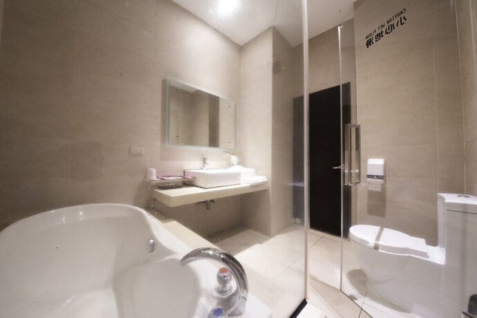 Imagen general del Hotel Ligin Motel. Foto 11