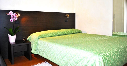Imagen de la habitación del Hotel Ligure, CUNEO. Foto 2