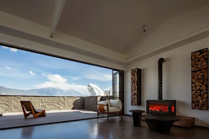 Imagen de los interiores del Hotel Lijiang Ancient Town Nanzhuang Inn. Foto 15