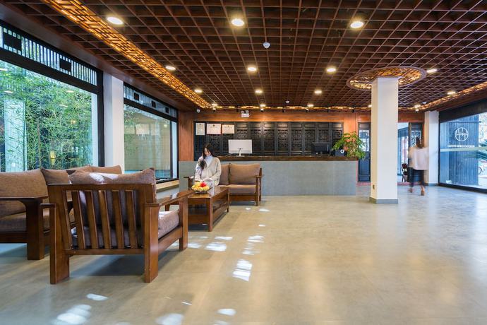 Imagen de los interiores del Hotel Lijiang Gemmer Hotel. Foto 20