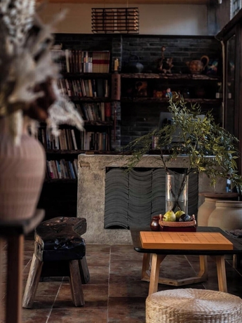 Imagen de los interiores del Hotel Lijiang Lazy Tribe Snow Mountain View Inn. Foto 15