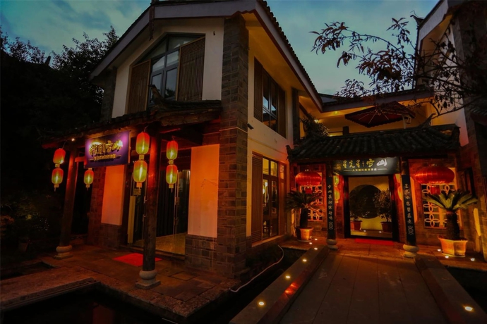 Imagen de los exteriores del Hotel Lijiang Starlight Snow Mountain. Foto 5
