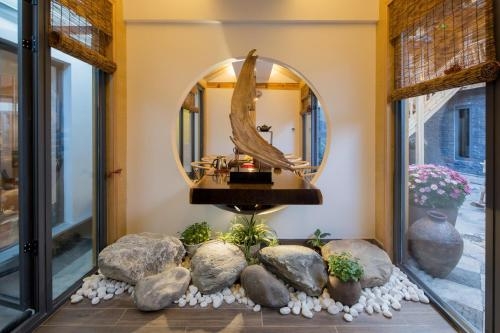 Imagen general del Hotel Lijiang Sunshine Nali Inn. Foto 4