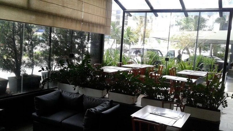 Imagen de los interiores del Hotel Like U Goi&acirc;nia. Foto 17
