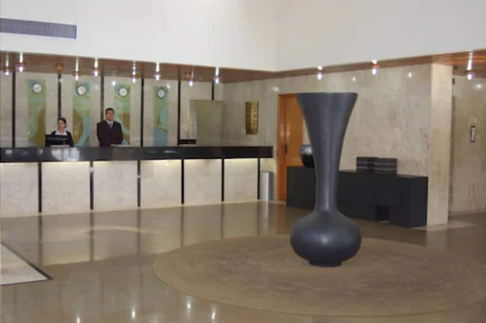 Imagen de los interiores del Hotel Like U Goi&acirc;nia. Foto 18