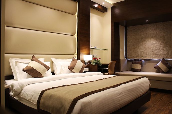 Imagen de la habitación del Hotel Lilac. Foto 7