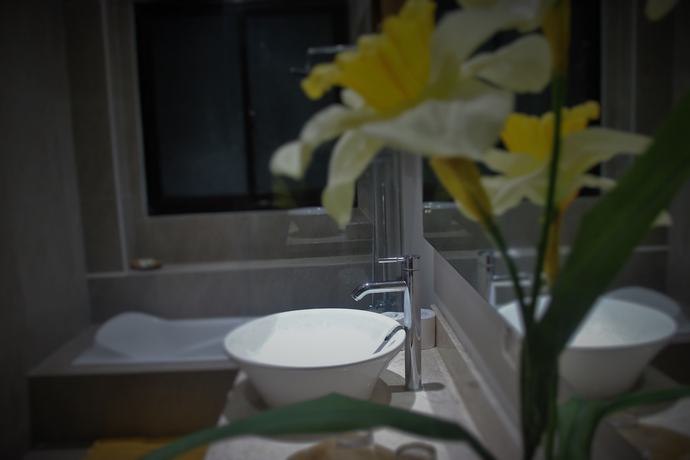 Imagen de la habitación del Hotel Lilacita Inn. Foto 8