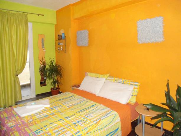 Imagen de la habitación del Hotel Lilalo. Foto 8