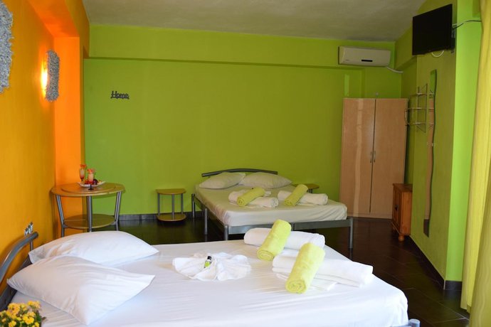 Imagen de la habitación del Hotel Lilalo. Foto 16