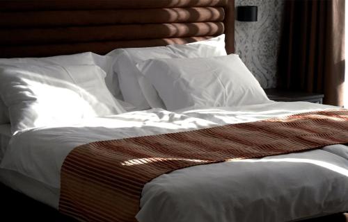 Imagen de la habitación del Hotel Lilat. Foto 19