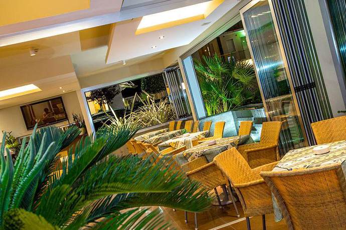 Imagen del bar/restaurante del Hotel Lilia, Lido Di Jesolo. Foto 4