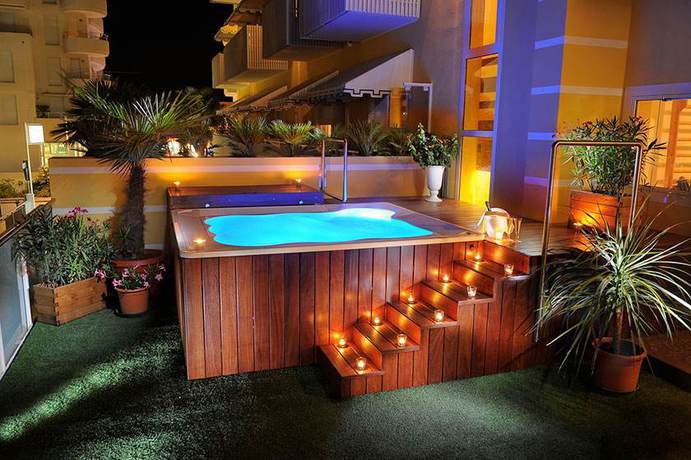Imagen de la piscina del Hotel Lilia, Lido Di Jesolo. Foto 15