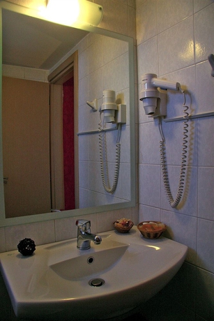 Imagen de la habitación del Hotel Lilia, Pireo. Foto 6