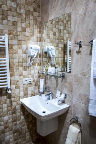 Imagen de la habitación del Hotel Lilia Yerevan. Foto 6