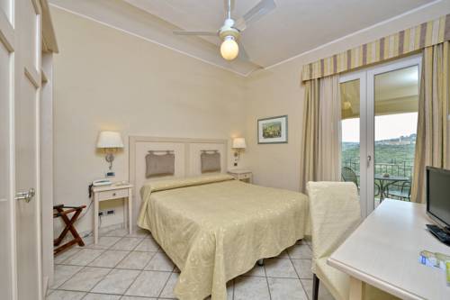 Imagen de la habitación del Hotel Liliana Diano Marina. Foto 9