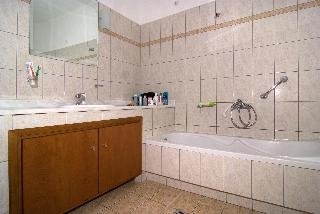 Imagen de la habitación del Hotel Lilium, Aghia Marina. Foto 5