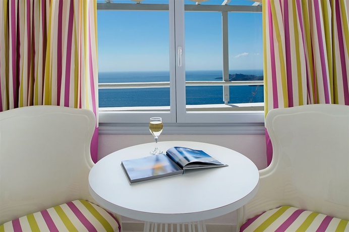 Imagen de la habitación del Hotel Lilium, Fira. Foto 9