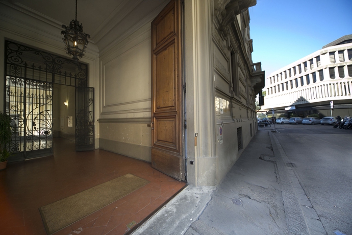 Imagen de los exteriores del Hotel Lilium, Florencia. Foto 15