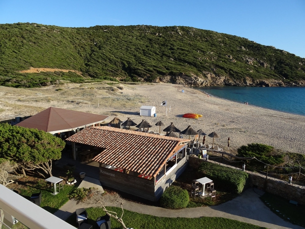 Imagen de los exteriores del Hotel Lilium Maris, Tizzano. Foto 4