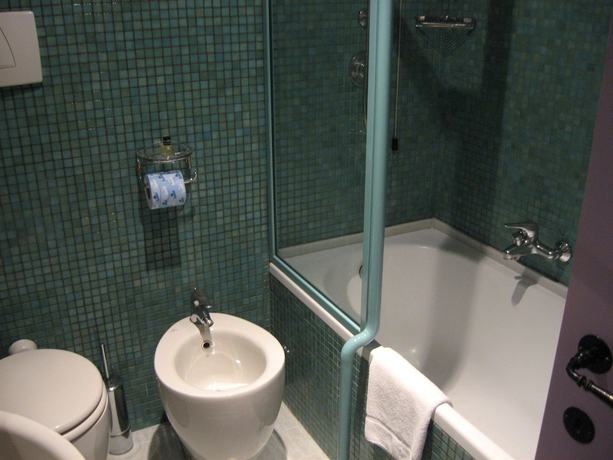 Imagen de la habitación del Hotel Liliumhotel. Foto 5