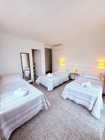 Imagen de la habitación del Hotel L\'illa. Foto 6