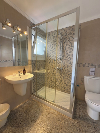 Imagen de la habitación del Hotel L\'illa. Foto 9