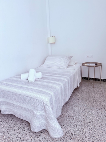 Imagen de la habitación del Hotel L\'illa. Foto 10