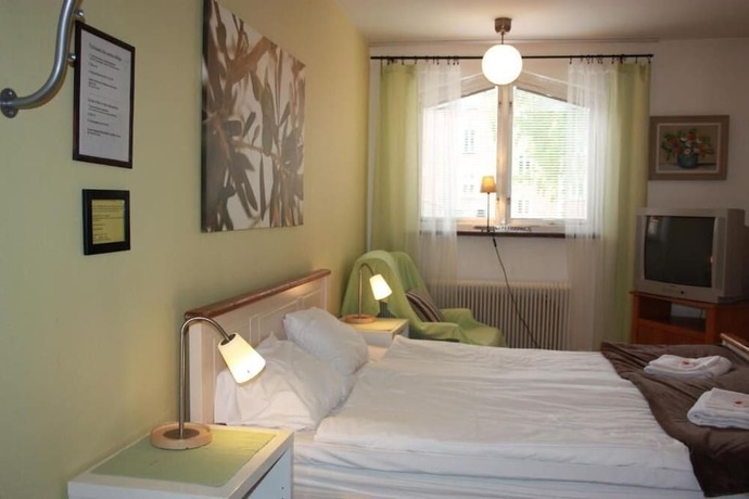 Imagen de la habitación del Hotel Lilla let, ESKILSTUNA. Foto 35