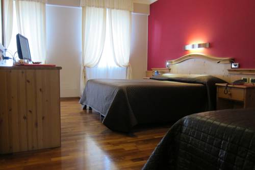 Imagen de la habitación del Hotel Lill&agrave;. Foto 11