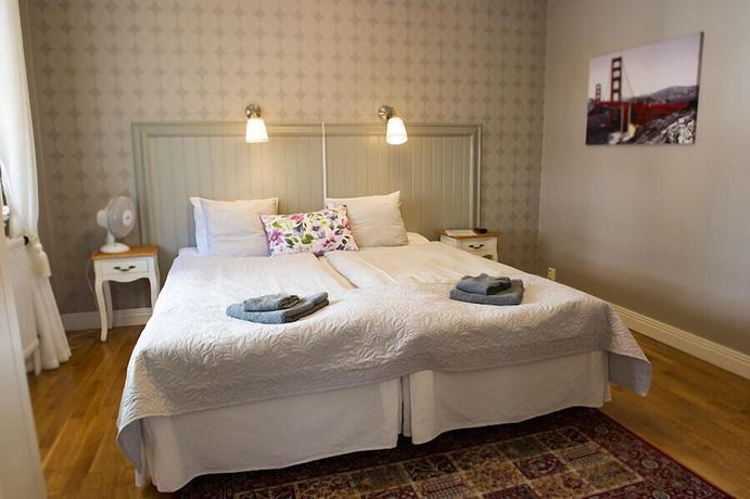 Imagen de la habitación del Hotel Lillalet. Foto 6