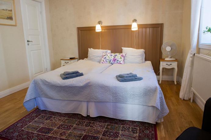 Imagen de la habitación del Hotel Lillalet. Foto 7