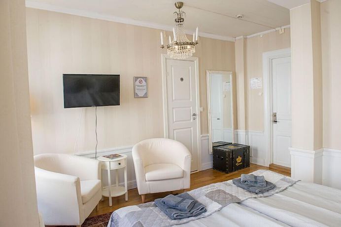 Imagen de la habitación del Hotel Lillalet. Foto 16